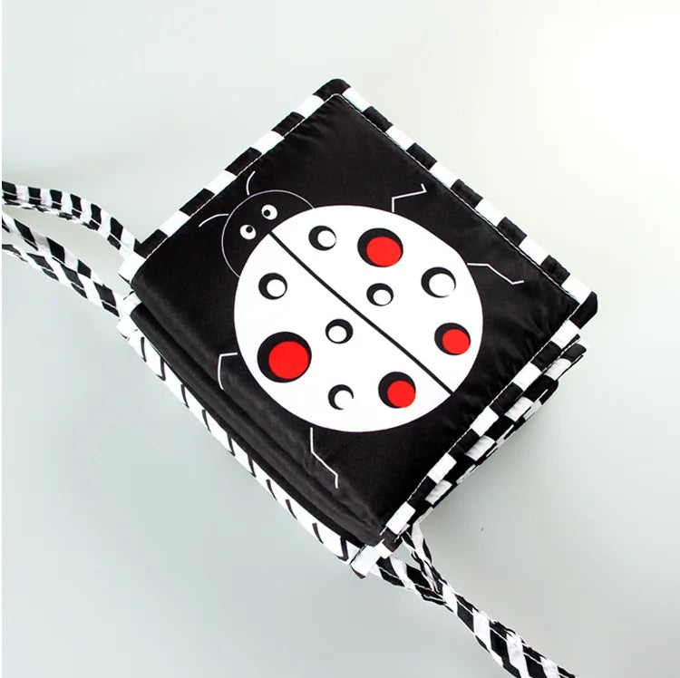 Sencory Black & White Cloth Book – High-Contrast Montessori Crib Bumper
