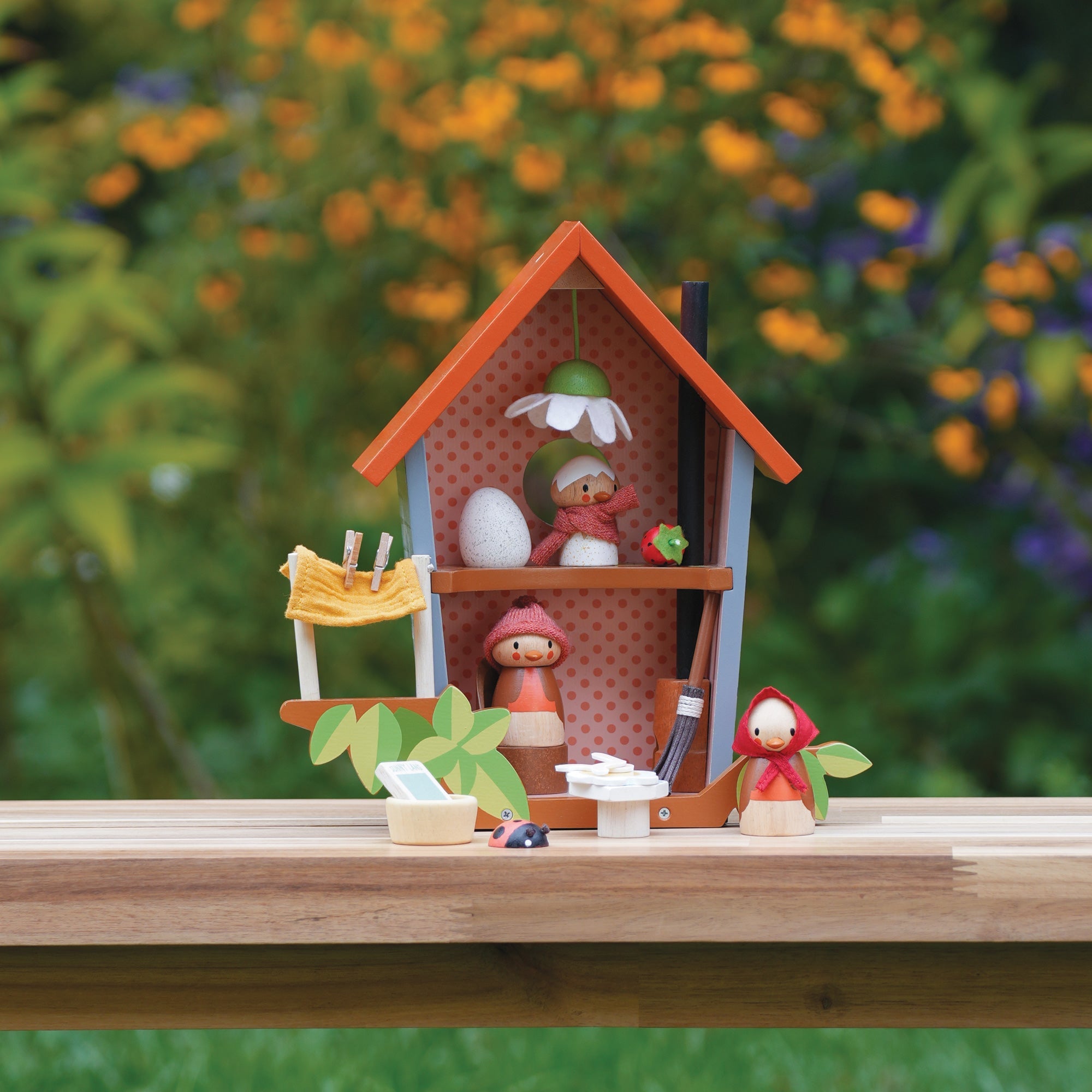 Robin's Nest Box